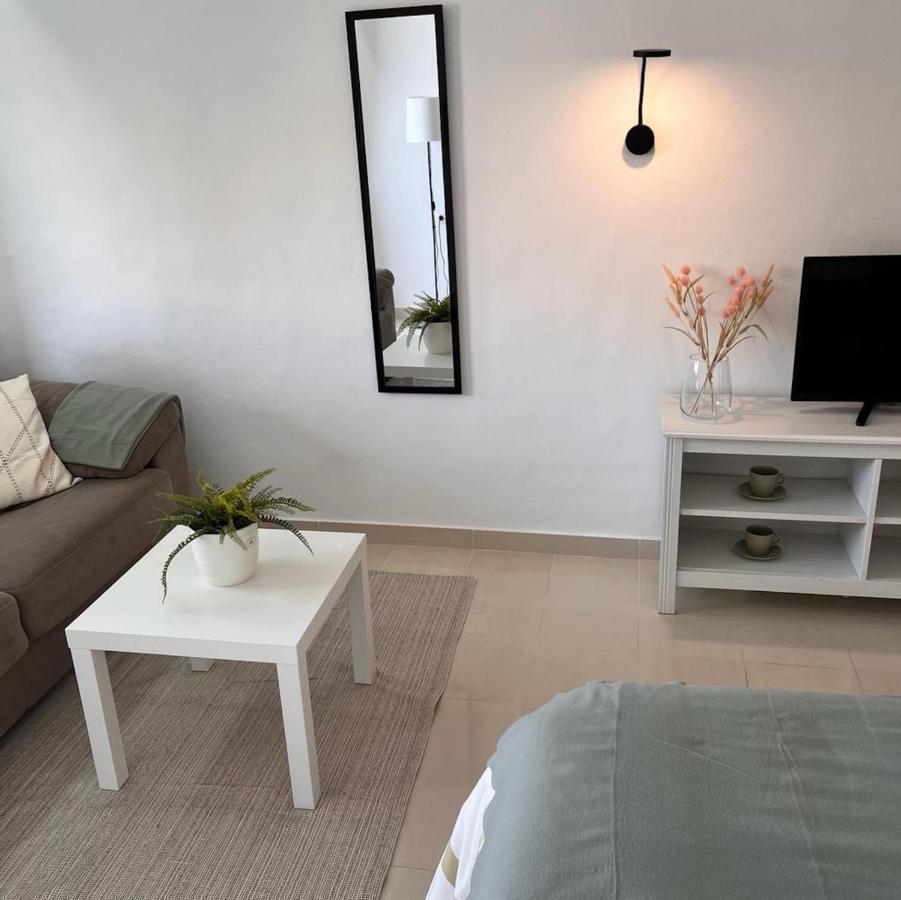 Апартаменти Precioso Estudio Palmeras Con Vistas Al Mar Фуенхірола Екстер'єр фото